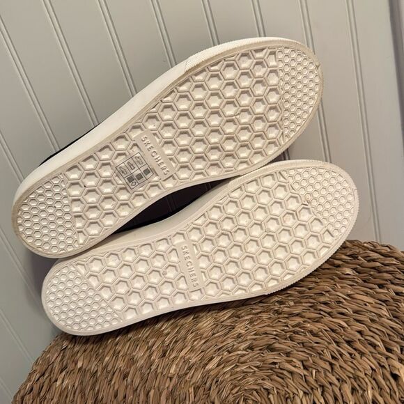 Skechers Women's Street Poppy-Every Daisy Sneaker - 7 - Great Condition - Picture 9 of 9